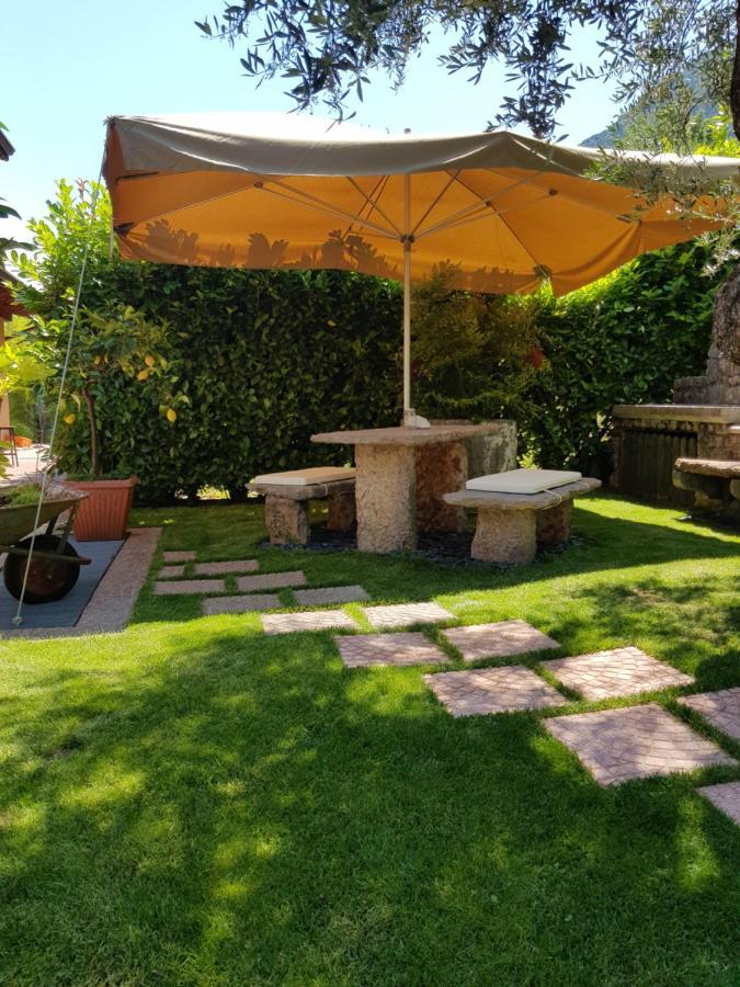 Guesthouse "Villa Tamas" Limone sul Garda Zewnętrze zdjęcie